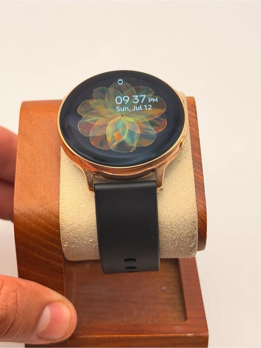 Samsung Galaxy Watch Active 2, Cellular, 44mm, Tested, Charger Included, Rose Go